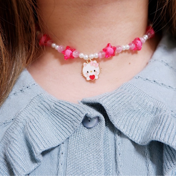 🎀New Hand Made Hello Kitty Y2K Stars Necklace🎀 - Picture 1 of 3